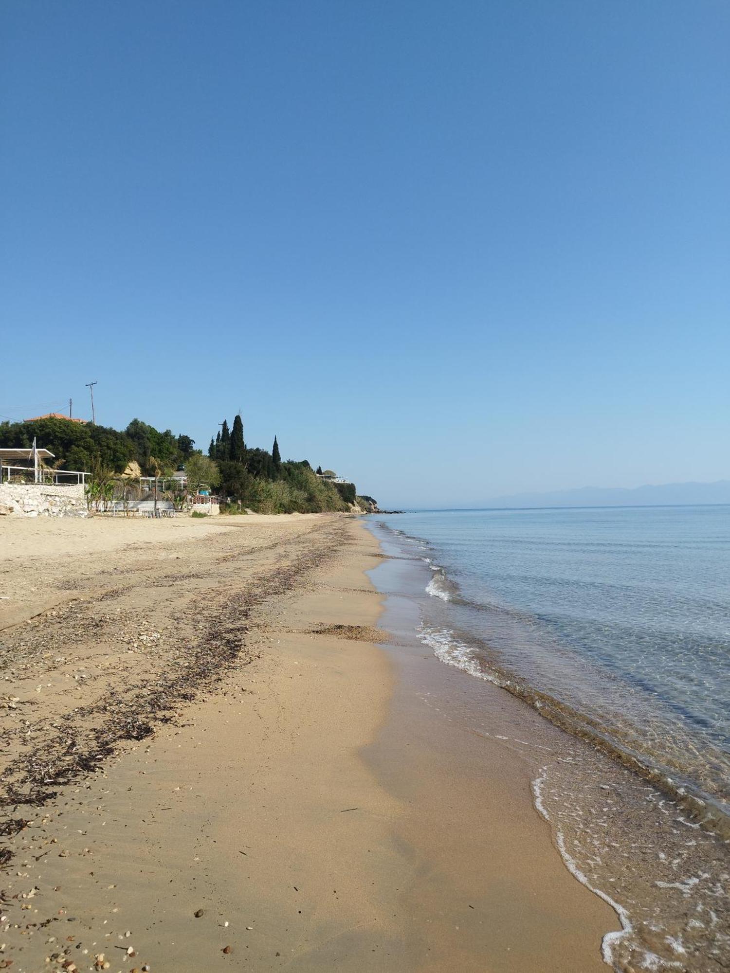 Takis Haikos House Two Minutes Walk To The Beach Peroulia Vounária Eksteriør billede